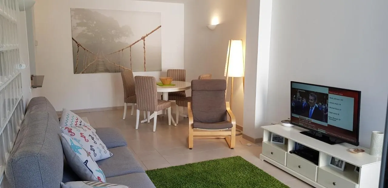 Pollentia Mar Apartment For 4 People Free Wifi Aircon And Secure Parking Port de Pollenca Spain